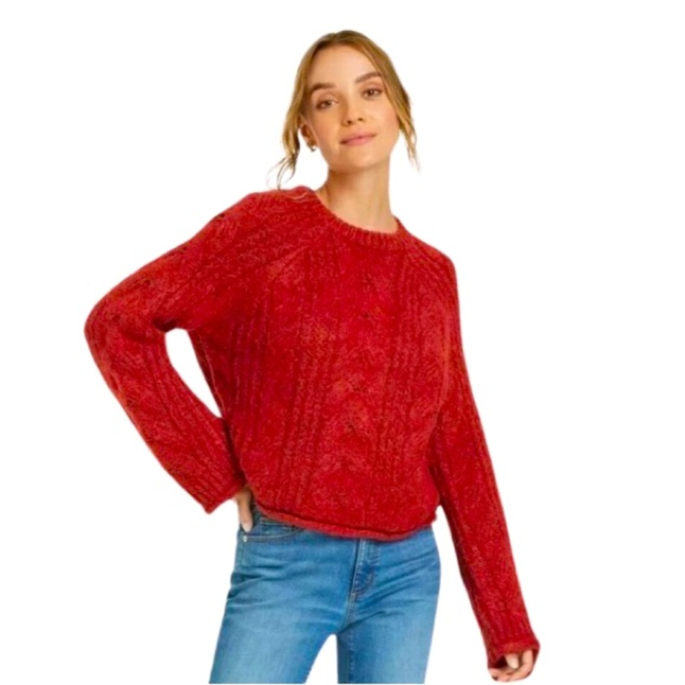 Red Universal Thread sweater, Small NWT
